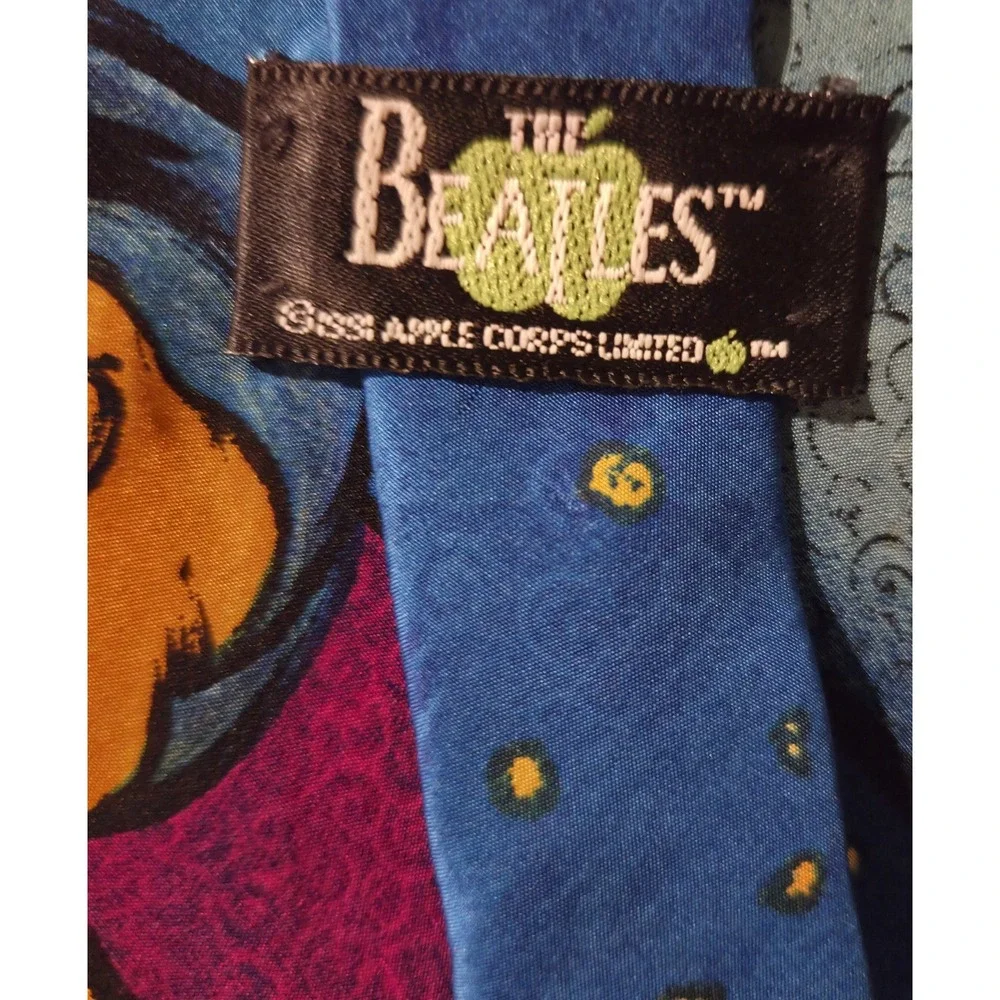 The Beatles Vintage 100% Silk Neck Tie Do You Want to Know a‎ Secret